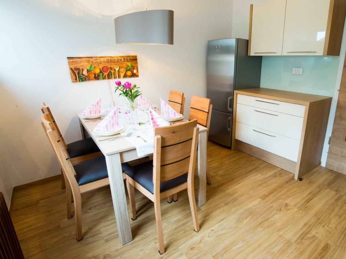 Apartma Ela Μπλεντ Εξωτερικό φωτογραφία